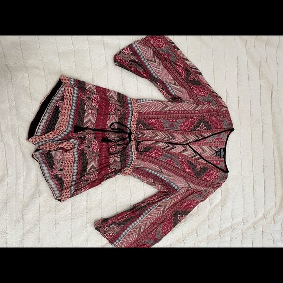 Romper - Picture 1 of 3